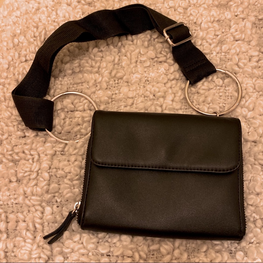 UO MINI BAG - CROSS BODY OR BELT BAG